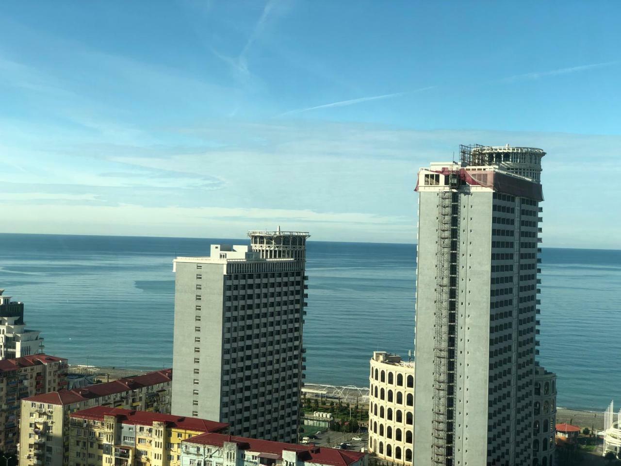 Cozy Bright Apartment With Amazing Sea View Batumi Exterior foto